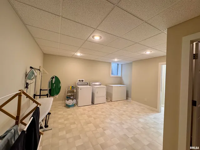 $599,999 | 6 Marty Lane, Macomb, IL 61455