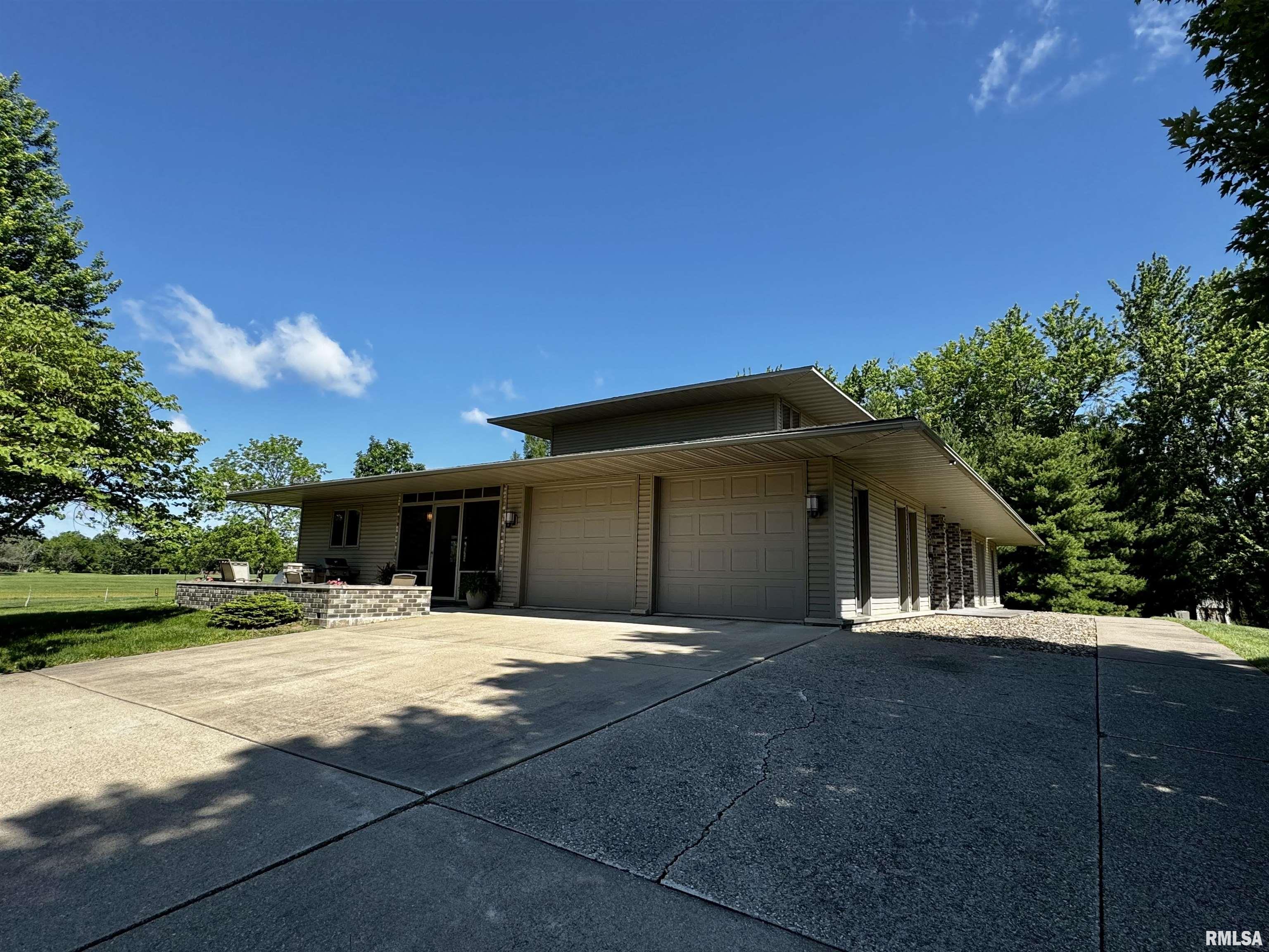 6 Marty Lane Macomb, IL 61455 - Photo 41 of 50