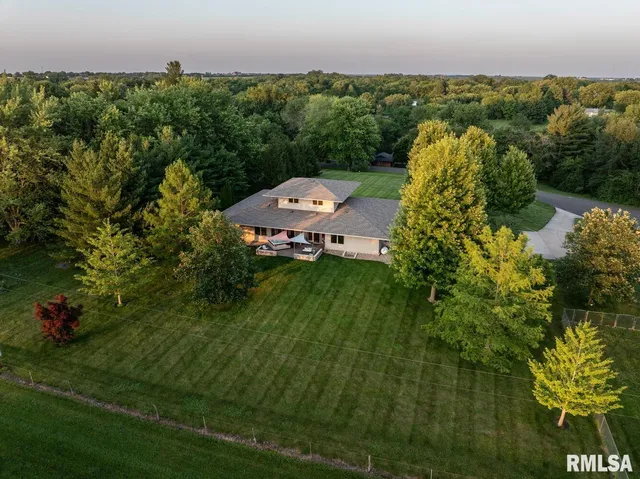 $599,999 | 6 Marty Lane, Macomb, IL 61455