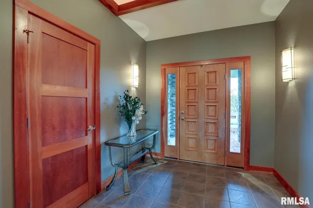 $599,999 | 6 Marty Lane, Macomb, IL 61455