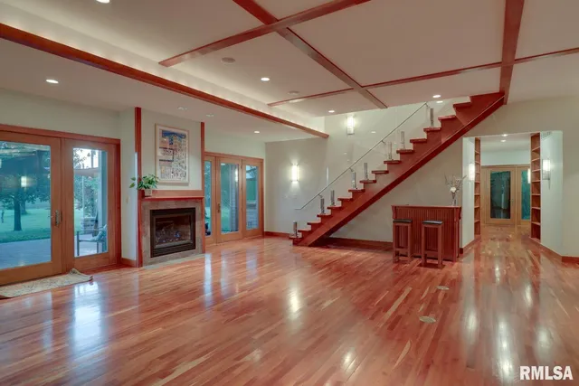 $599,999 | 6 Marty Lane, Macomb, IL 61455