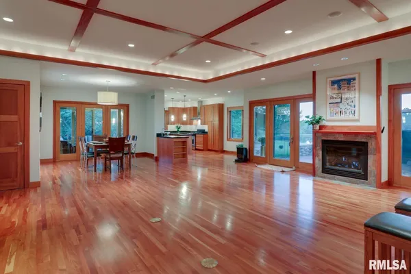 $565,000 | 6 Marty Lane, Macomb, IL 61455