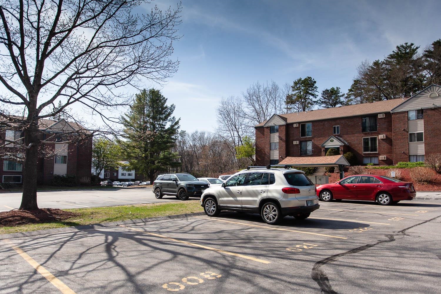 111 English Village Road, Unit 302 Manchester, NH 03102 - Photo 19 of 21 Gallery Image 19