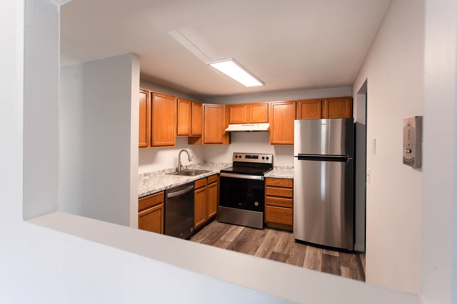 111 English Village Road, Unit 302 Manchester, NH 03102 - Photo 7 of 21 Gallery Image 7
