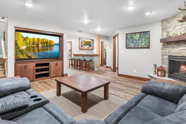 $450,000 | 3875 Conard Road, New Franken, WI 54229