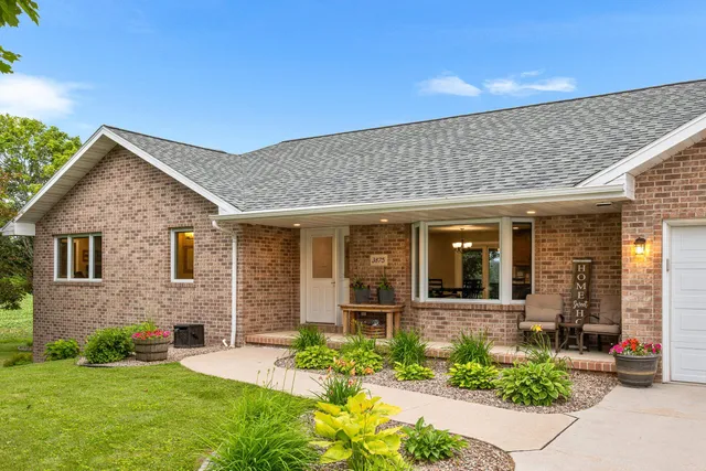 $450,000 | 3875 Conard Road, New Franken, WI 54229