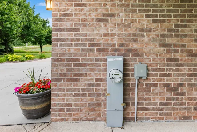 $450,000 | 3875 Conard Road, New Franken, WI 54229