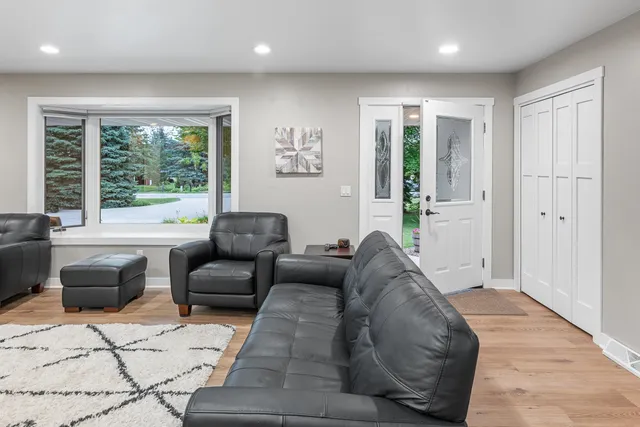 $450,000 | 3875 Conard Road, New Franken, WI 54229