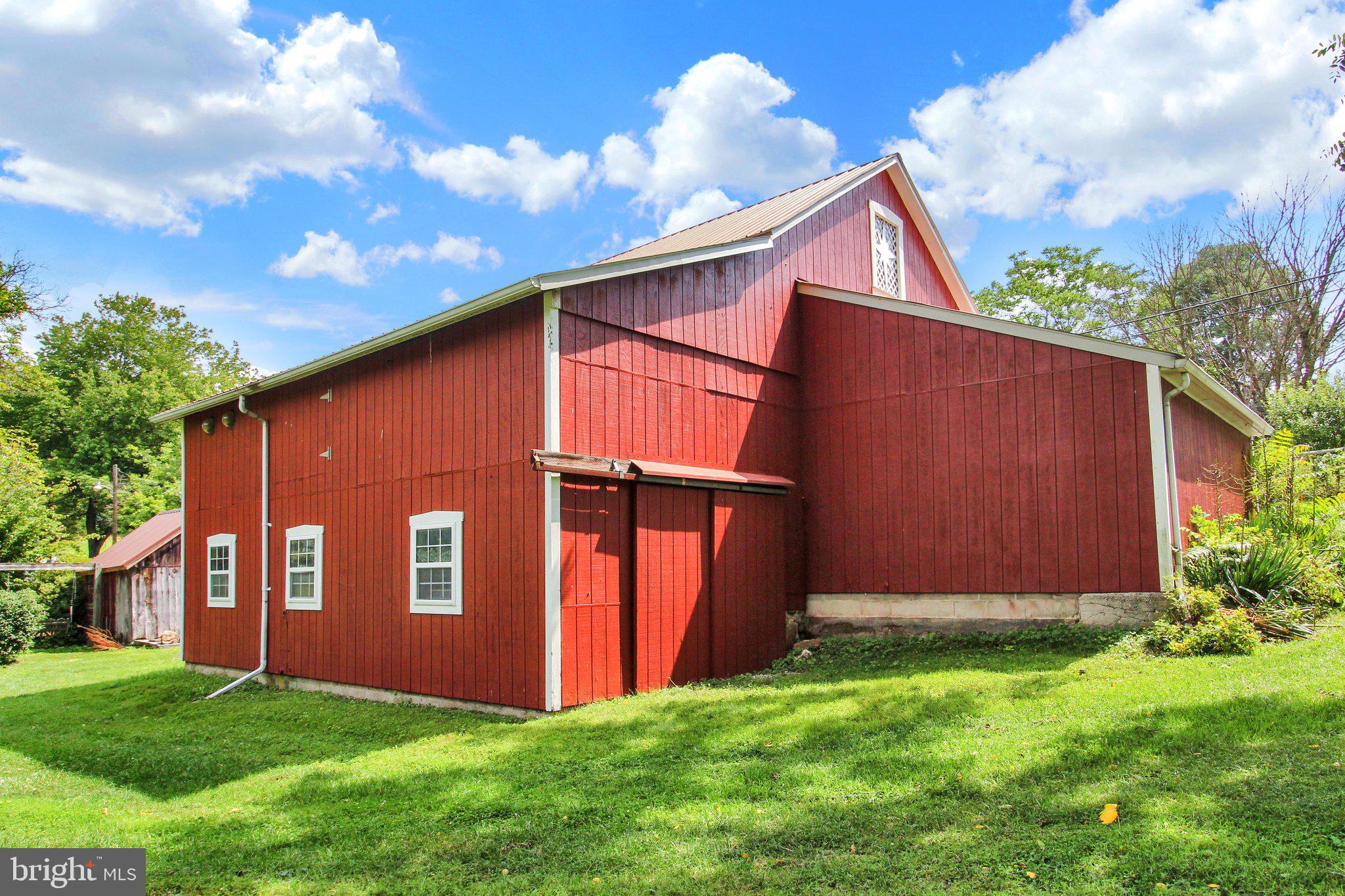 886 Menges Mills Road Spring Grove, PA 17362 - Photo 31 of 43 Gallery Image 31