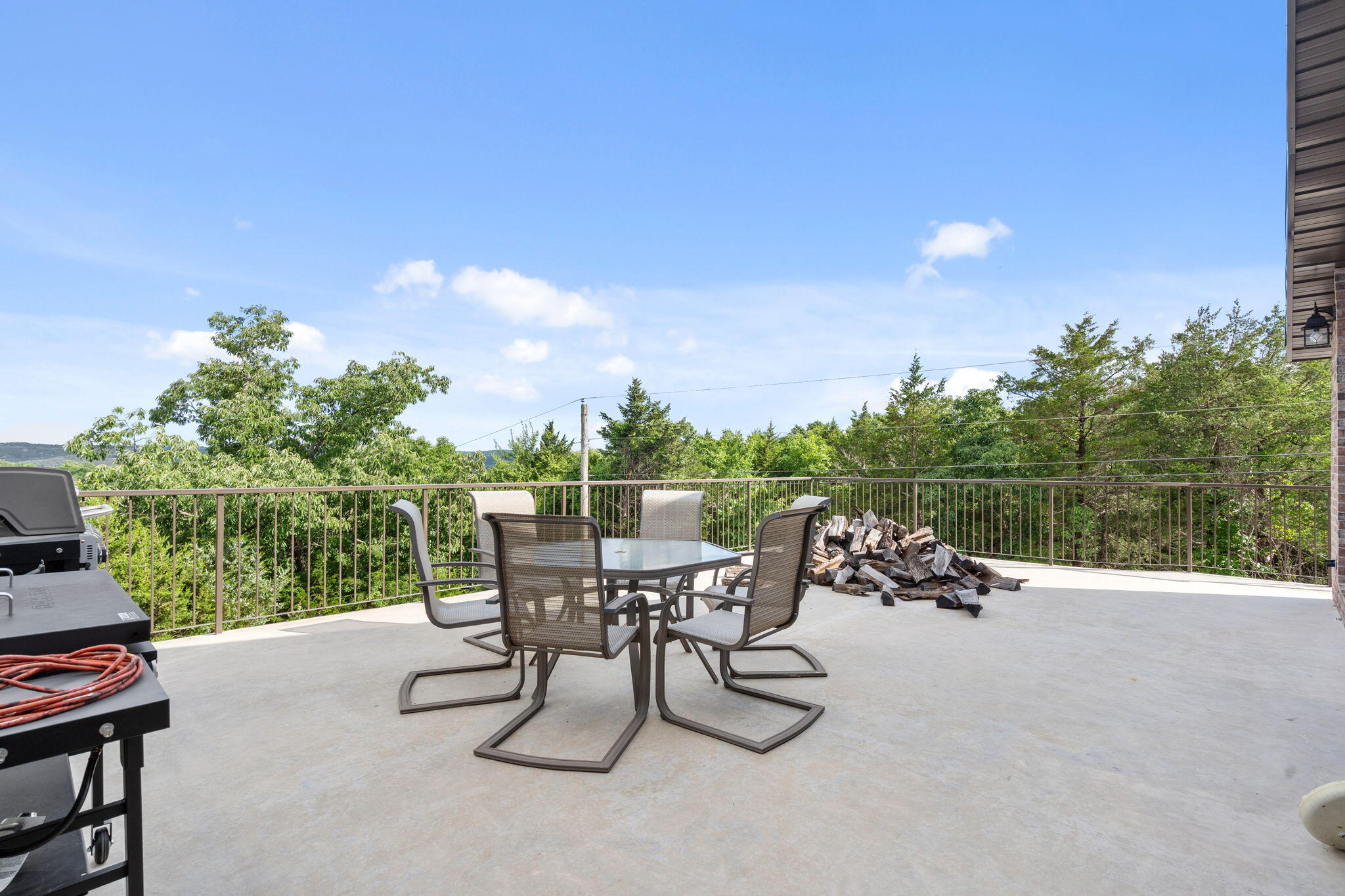 570 Indian Valley Road Reeds Spring, MO 65737 - Photo 7 of 44 570-Indian-Valley-Rd-Outdoor-Lounge