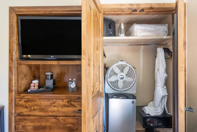 $395,000 | 136 Country Club Drive, Unit 648, Mountain Village, CO 81435