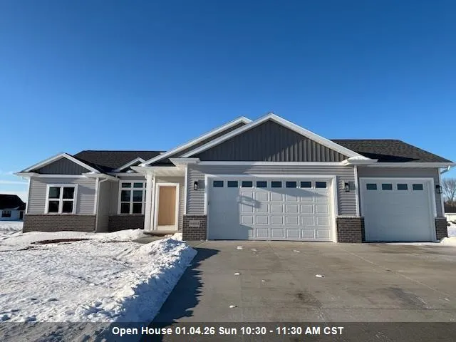 $454,900 | N8043 Oakwood Drive, Sherwood, WI 54169