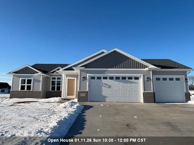 $454,900 | N8043 Oakwood Drive, Sherwood, WI 54169