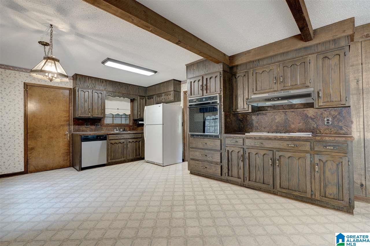 5385 Pineywood Road Birmingham, AL 35242 - Photo 8 of 34