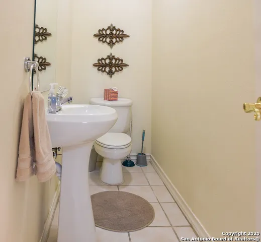 $1,800 | 161 Chapel Hill Circle, Unit 161, San Antonio, TX 78240