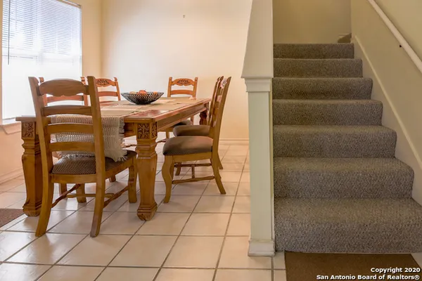 $1,750 | 161 Chapel Hill Circle, Unit 161, San Antonio, TX 78240