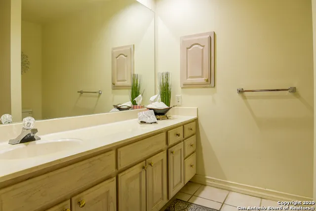 $1,800 | 161 Chapel Hill Circle, Unit 161, San Antonio, TX 78240