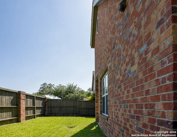 $1,750 | 161 Chapel Hill Circle, Unit 161, San Antonio, TX 78240