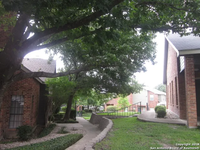 $1,800 | 161 Chapel Hill Circle, Unit 161, San Antonio, TX 78240