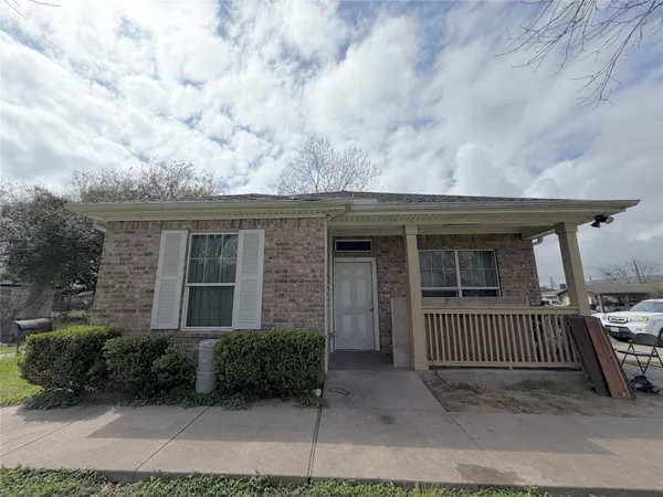 $189,900 | 6713 Woodrow Street, Texas City, TX 77591