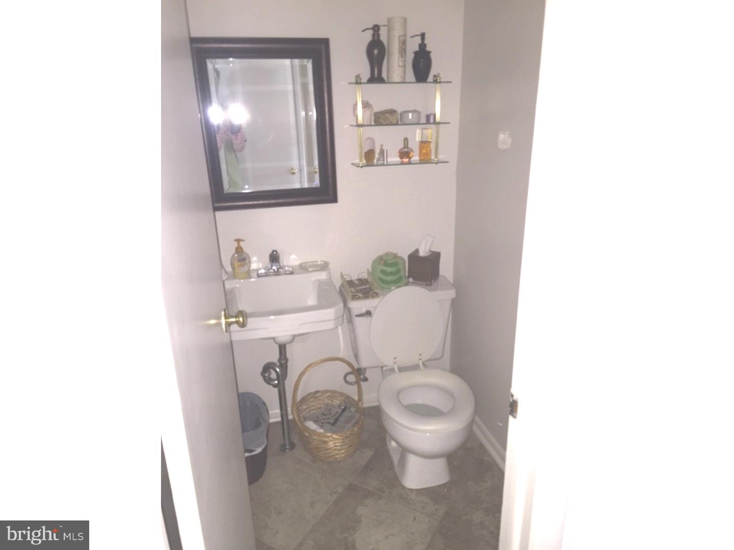 1028 Alpena Road Philadelphia, PA 19115 - Photo 15 of 20 Bathroom