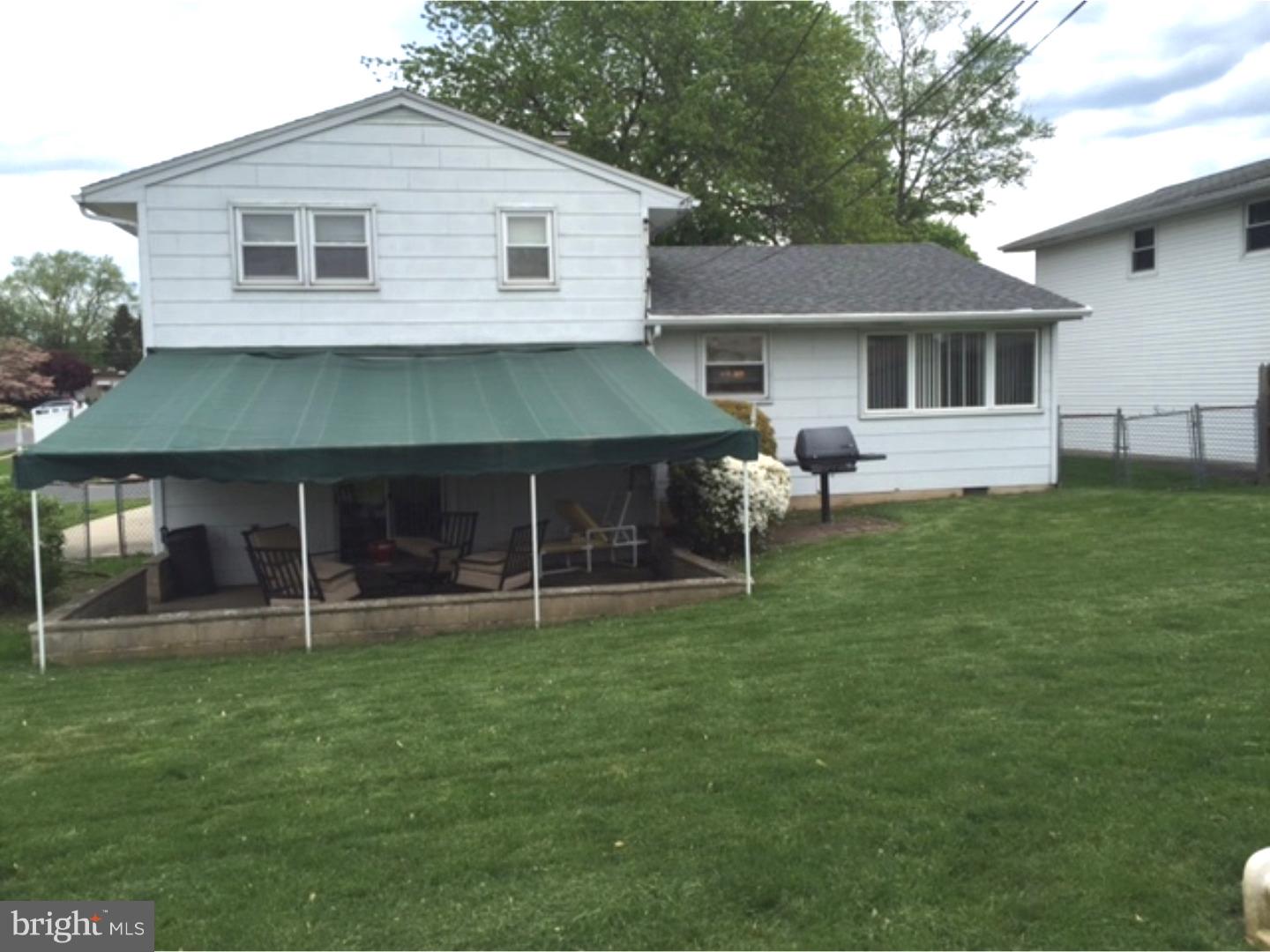 1028 Alpena Road Philadelphia, PA 19115 - Photo 18 of 20 Exterior