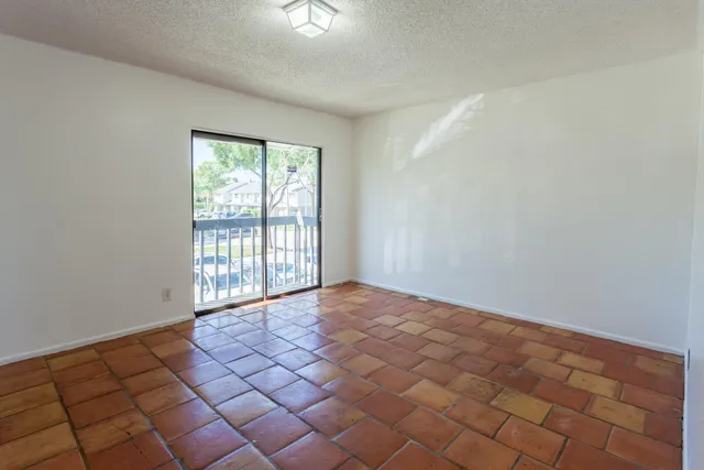 $2,000 | 3403 Poolside Drive, Greenacres, FL 33463