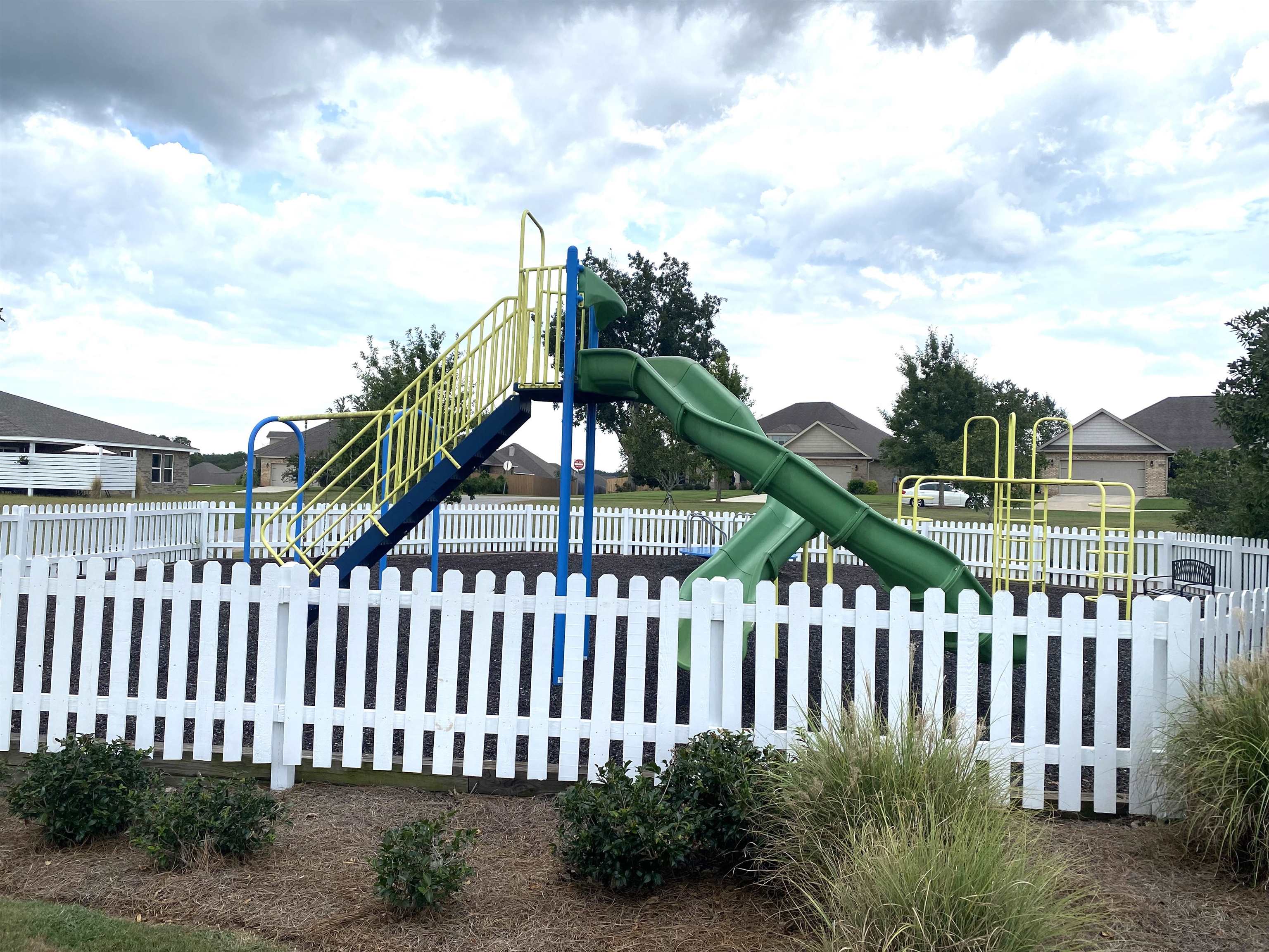 21641 Sutherland Circle Fairhope, AL 36532 - Photo 15 of 17 Playground