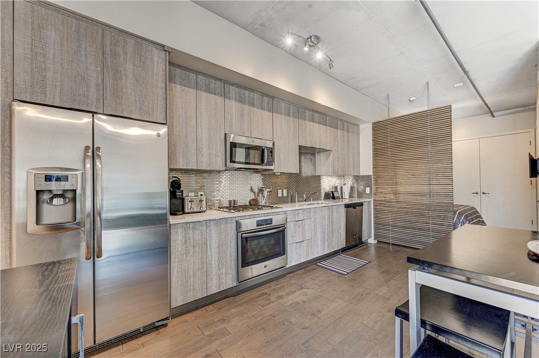 Undisclosed Address Las Vegas, NV 89101 - Photo 5 of 17