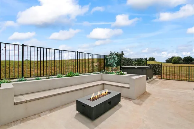 a view of a terrace with sky view