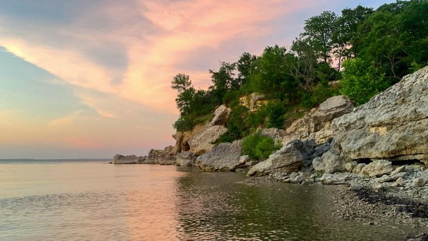 80 Dublin Circle Gordonville, TX 76245 - Photo 37 of 39 a view of lake and mountain