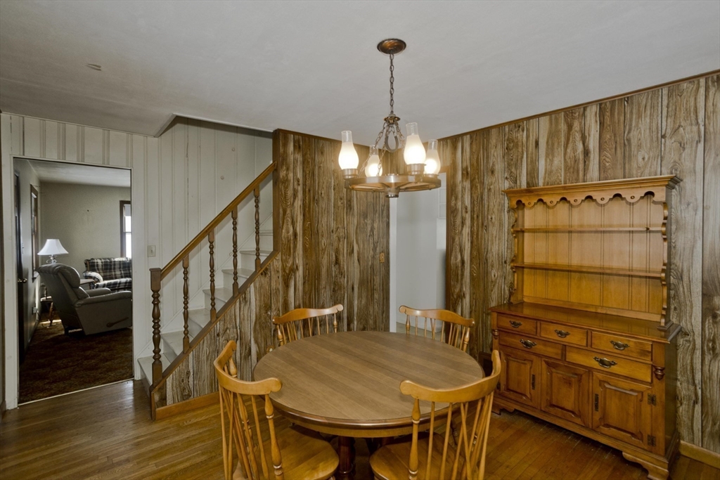 54 Dudley Street Springfield, MA 01129 - Photo 24 of 39