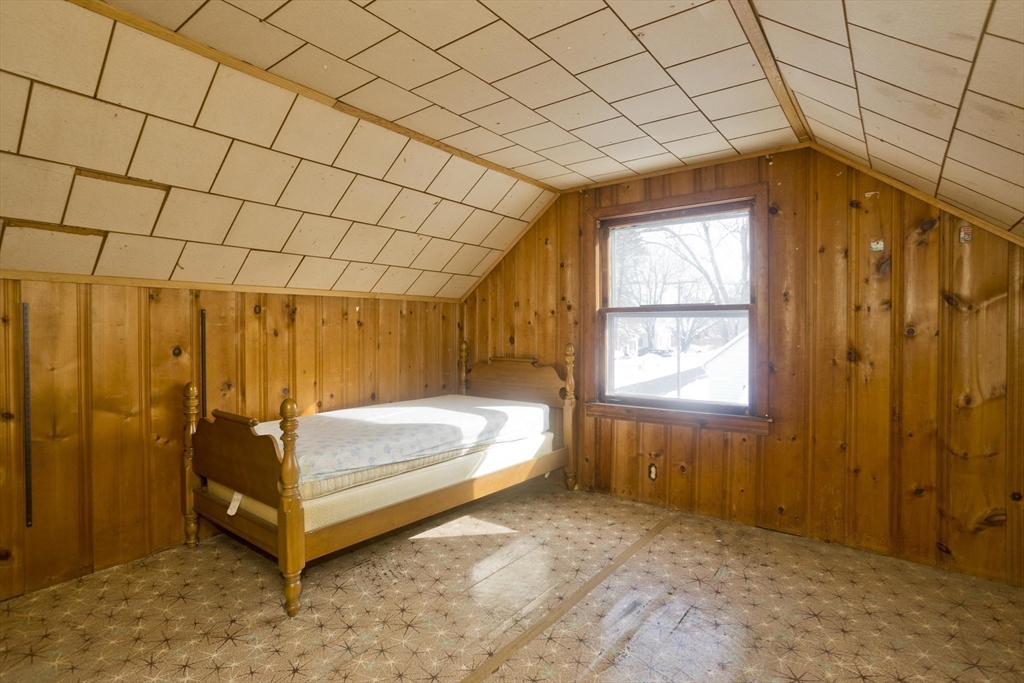 54 Dudley Street Springfield, MA 01129 - Photo 29 of 39