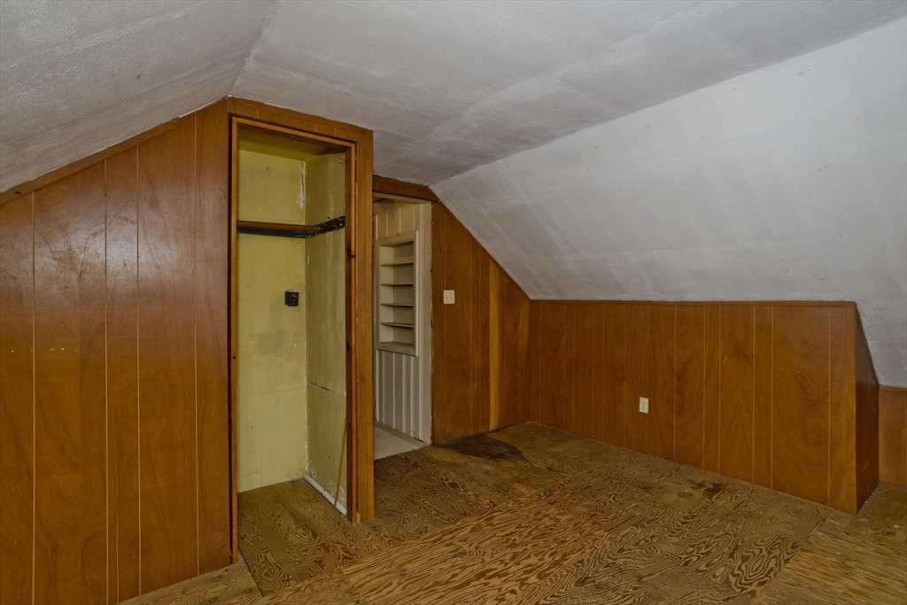 54 Dudley Street Springfield, MA 01129 - Photo 33 of 39