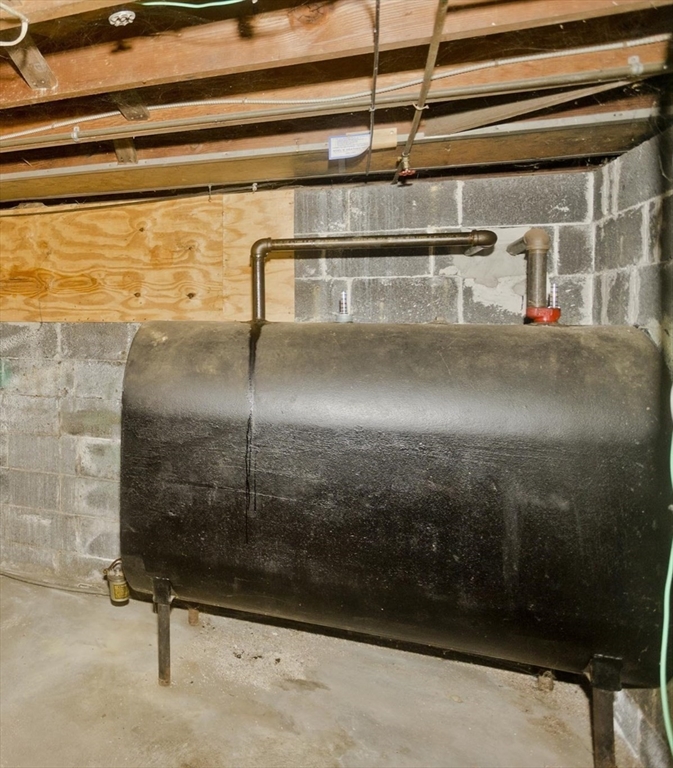 54 Dudley Street Springfield, MA 01129 - Photo 39 of 39