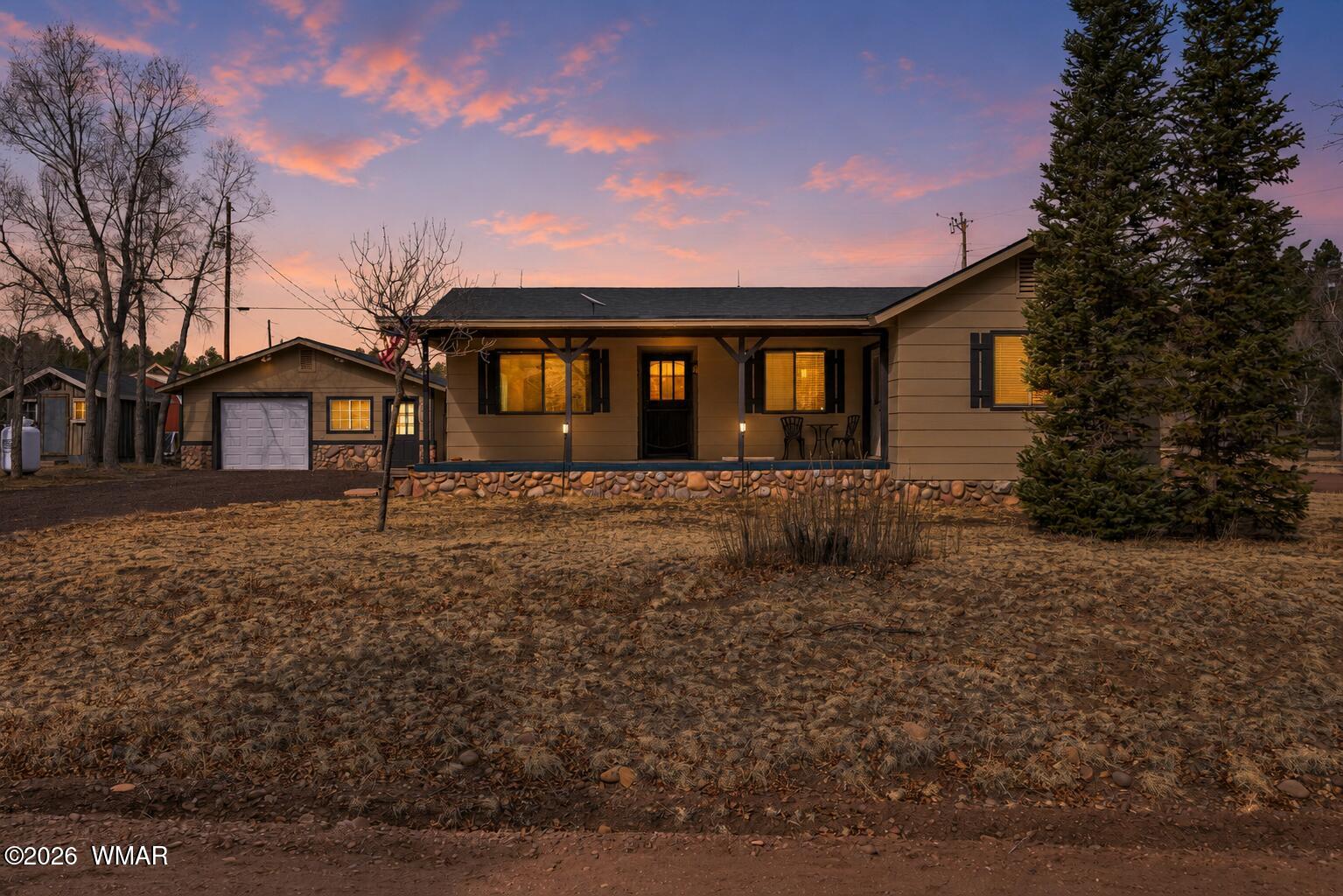 552 Rim Drive Pinedale, AZ 85934 - Photo 2 of 46