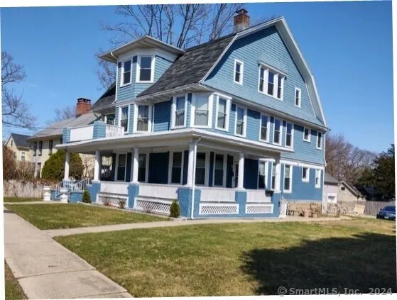 $2,400 | 2178 Elm Street, Stratford, CT 06615