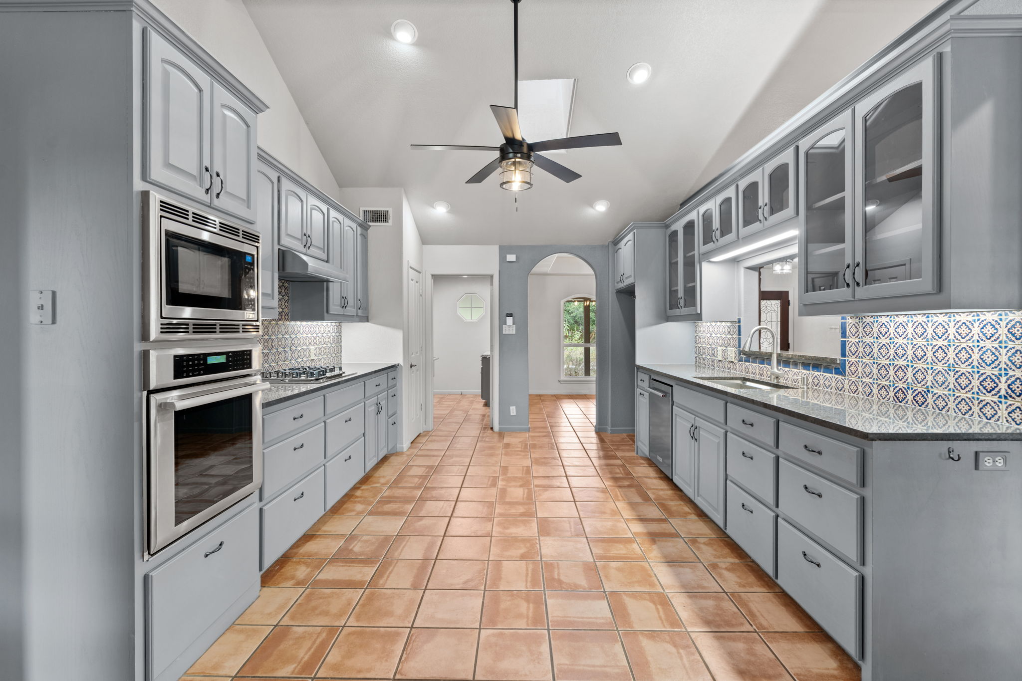 24 Long Creek Road Austin, TX 78737 - Photo 9 of 36 Gallery Image 9