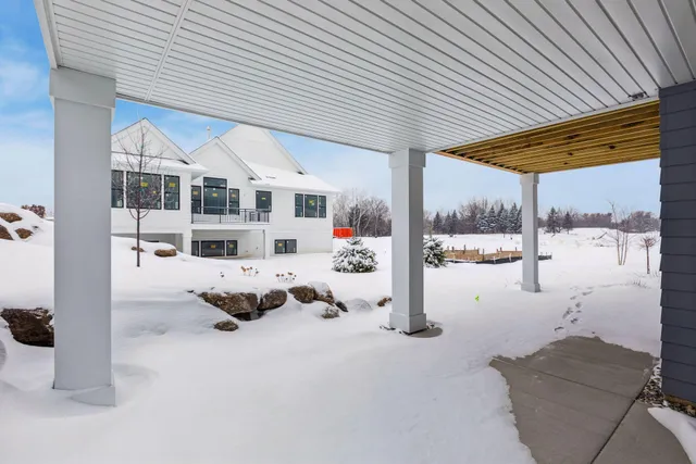 $1,511,309 | 599 Harbor Court, Shoreview, MN 55126