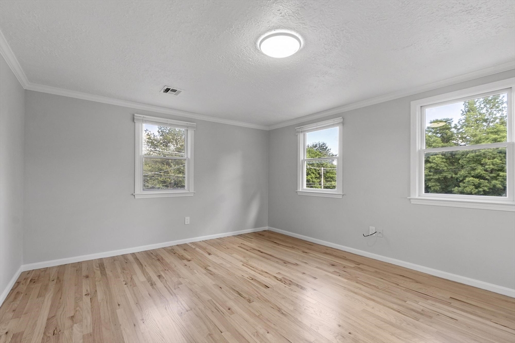 92 Hosmer Street Hudson, MA 01749 - Photo 20 of 31