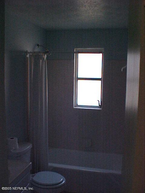 486 Sigsbee Road Orange Park, FL 32073 - Photo 11 of 15 bathroom 2