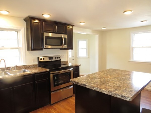 2 Middle Road, Unit B Plaistow, NH 03865 - Photo 4 of 18 Gallery Image 4