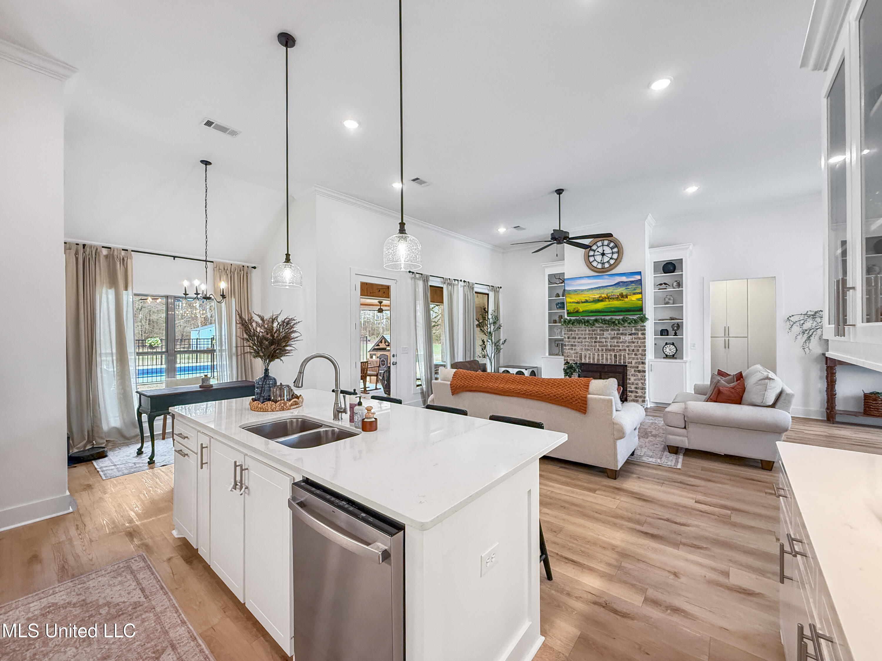 991 Mullican Road Florence, MS 39073 - Photo 13 of 36 da498d47b52ecb3bf6a852b24e4396acc66295aa