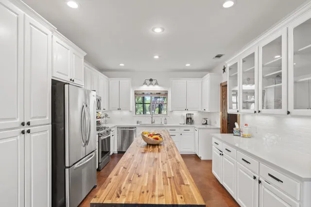 $3,500 | 102 Camm Lary Circle, Burnet, TX 78611