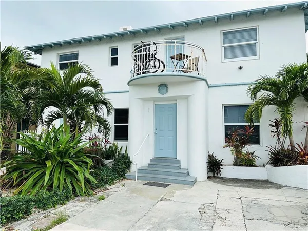 $1,650 | 7910 Abbott Avenue, Unit 3, Miami Beach, FL 33141
