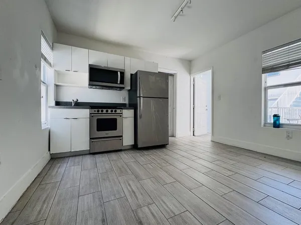 $1,650 | 7910 Abbott Avenue, Unit 3, Miami Beach, FL 33141