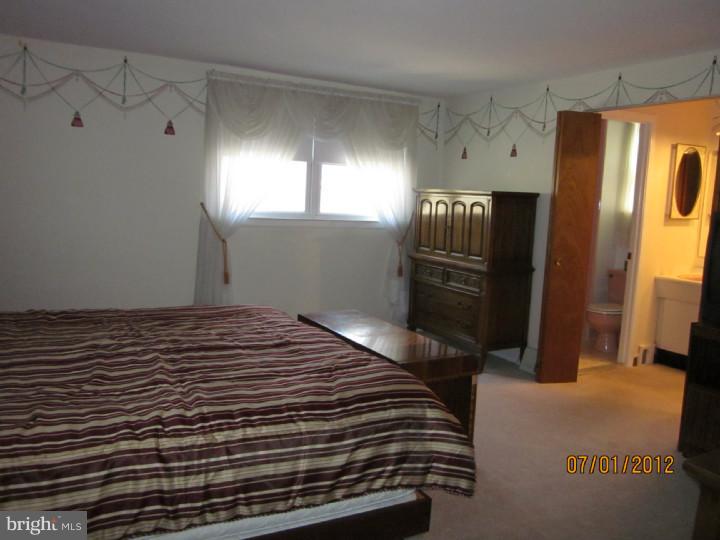 750 Susquehanna Road Philadelphia, PA 19111 - Photo 10 of 15 Gallery Image 10
