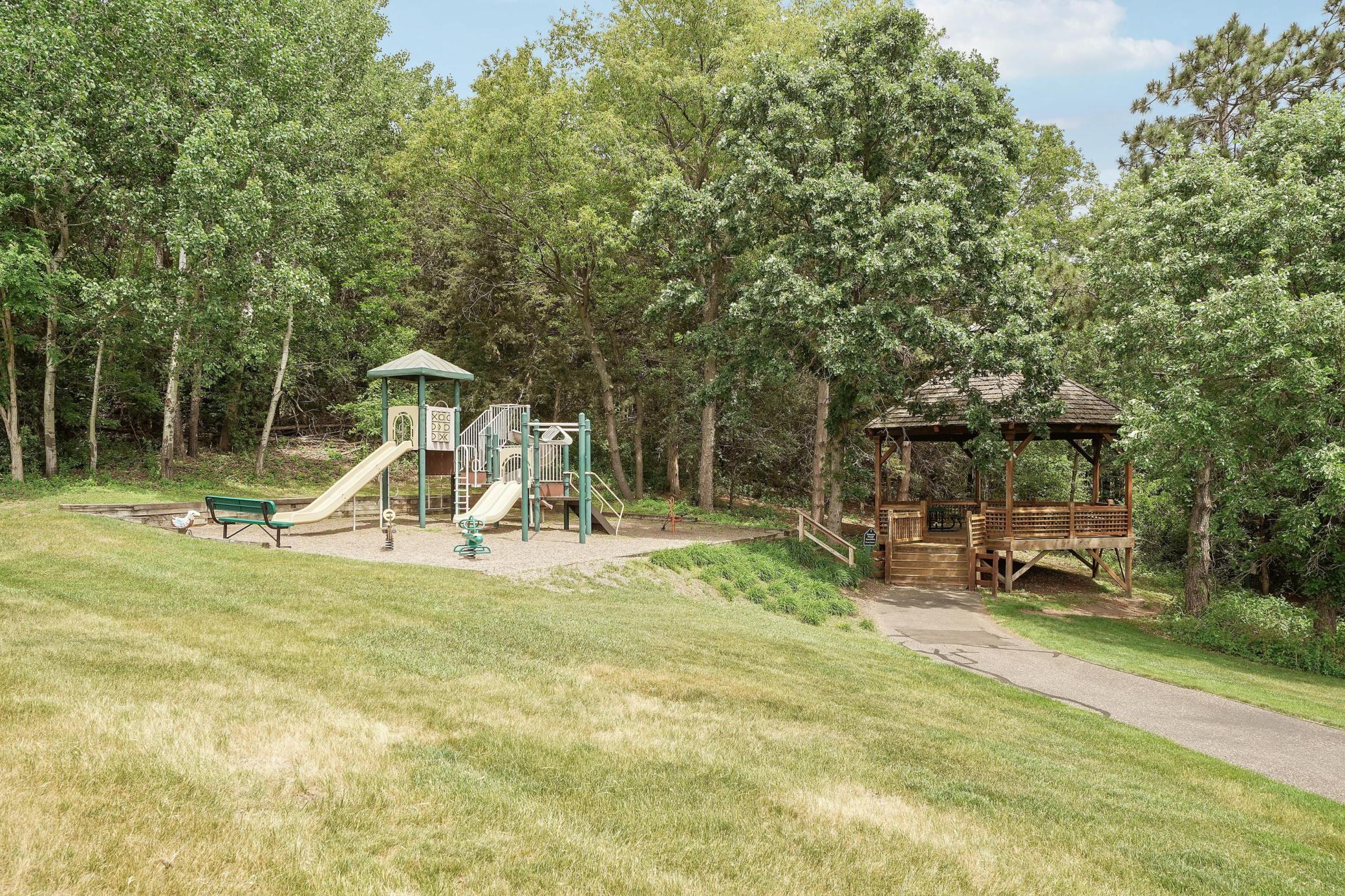 2008 White Pine Road Hudson, WI 54016 - Photo 27 of 34