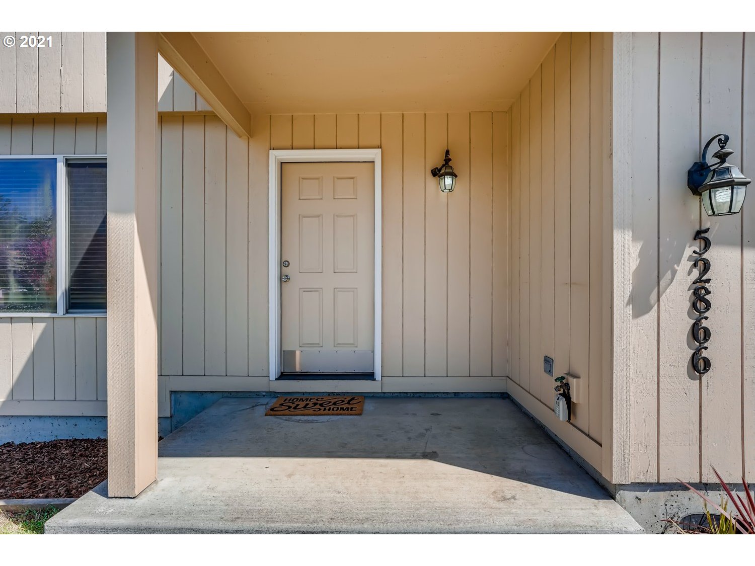 52866 Northeast 2nd Street Scappoose, OR 97056 - Photo 3 of 26