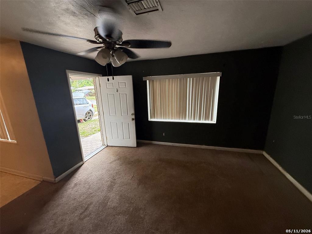 2715 Dixie Road Lakeland, FL 33801 - Photo 2 of 11